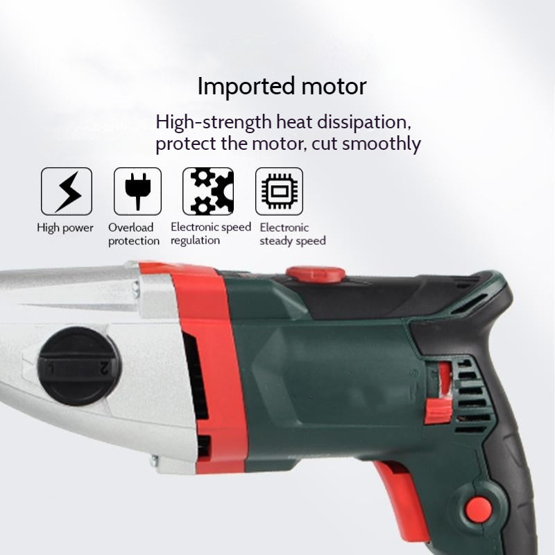 Planetary pipe cutting machine equipped with powerful Metabo motor for stable high precision pipe cutting and beveling.